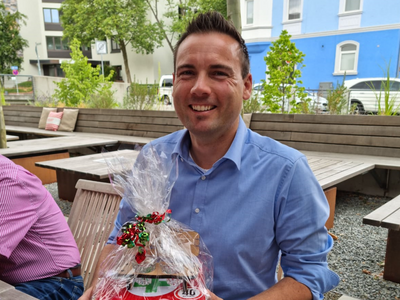 Hr. Birk feiert Geburtstag